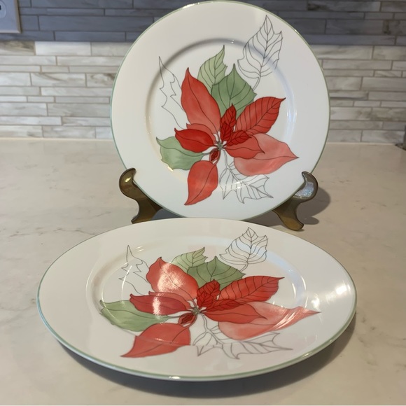 Block Spal Set of 2 Watercolors Poinsettia Salad/Dessert Plates - Picture 1 of 5